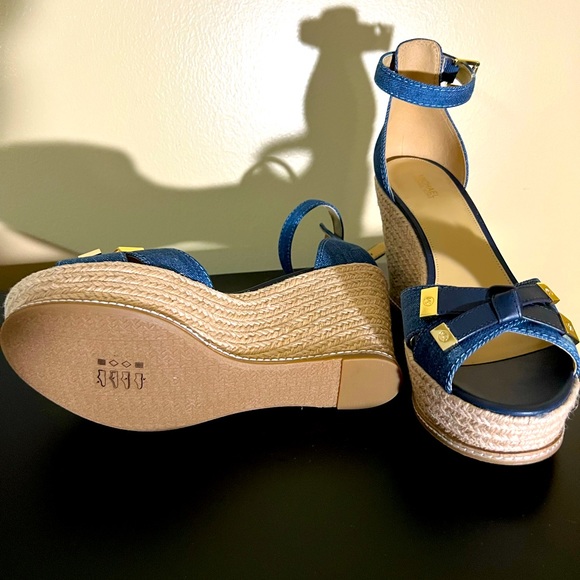 Michael Kors Wedges - Picture 2 of 2